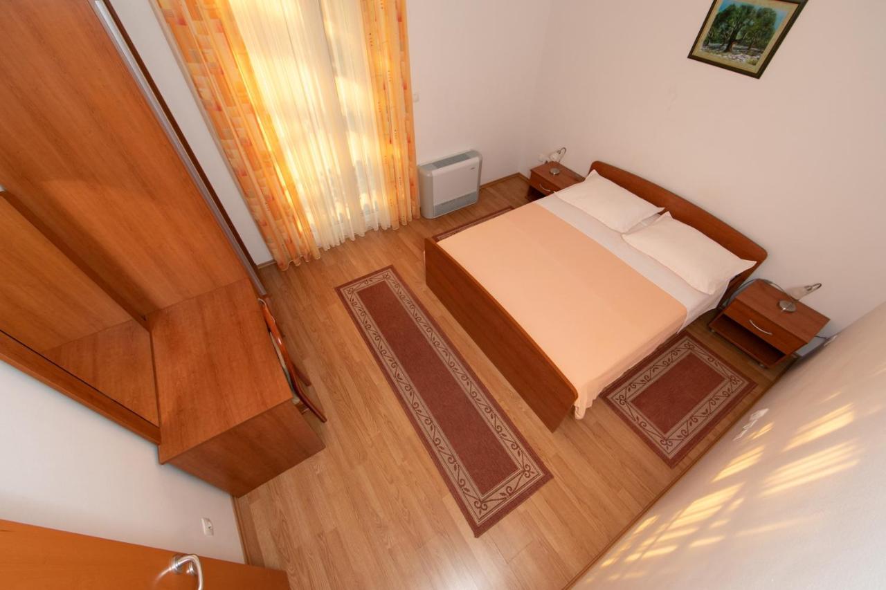 Apartmani Biser Tučepi Buitenkant foto