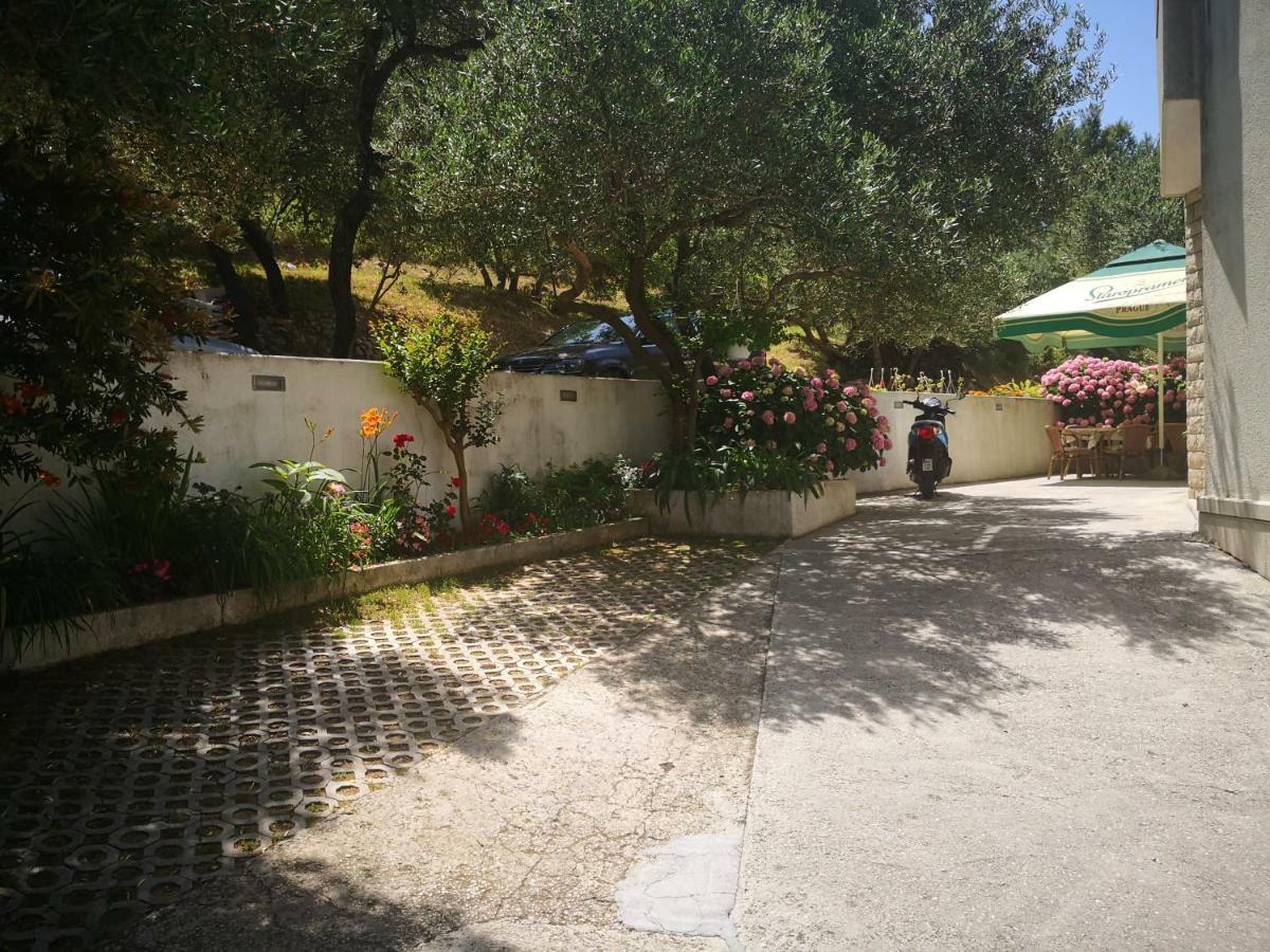 Apartmani Biser Tučepi Buitenkant foto