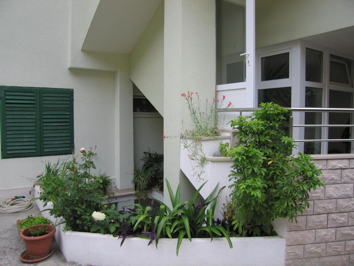 Apartmani Biser Tučepi Buitenkant foto