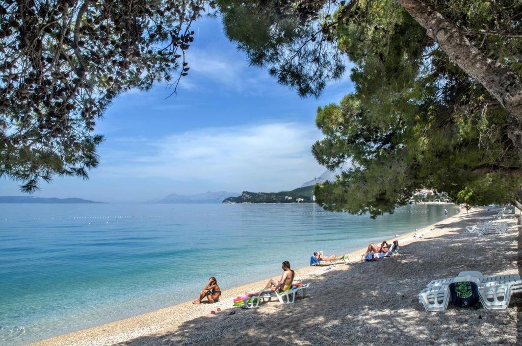 Apartmani Biser Tučepi Buitenkant foto
